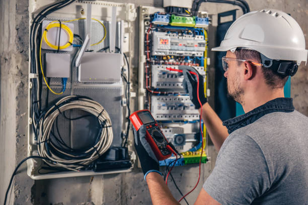 Best 24-Hour Electrician  in Smithville Sanders, IN
